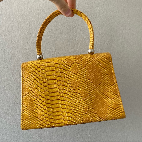 Mini bag 💛 - Picture 3 of 4